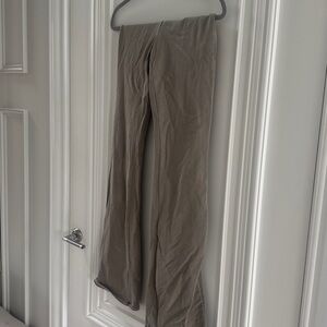 ✅ Skims Foldover Modal Yoga Pants Tan Women's Pants SIZE SMALL worn once